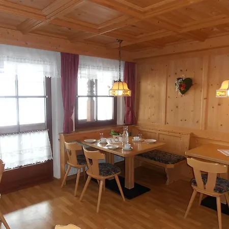 Haus Dorfplatz- Silvretta Card Premium Inklusive Galtür