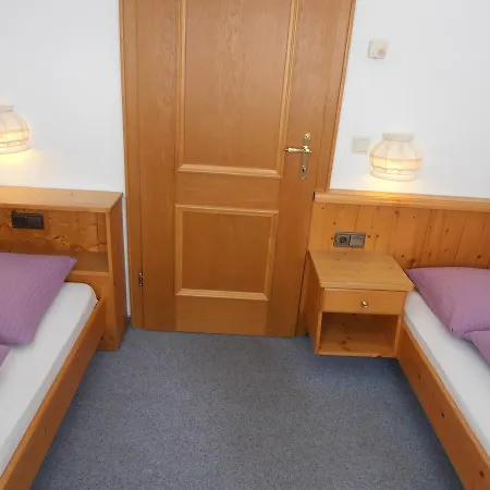 Πανσιόν Haus Dorfplatz- Silvretta Card Premium Inklusive Galtür